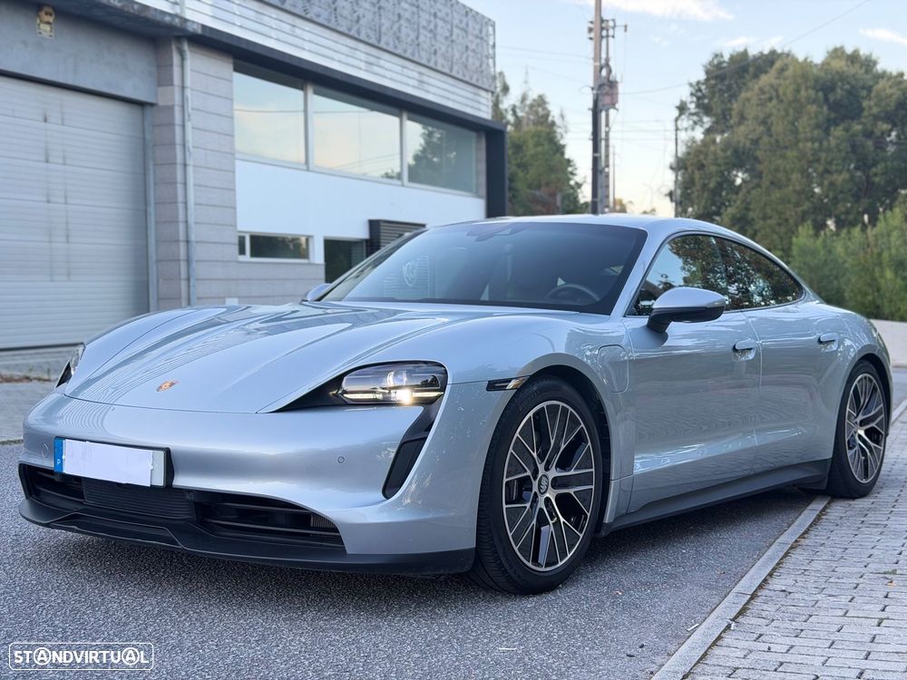 Porsche Taycan Standard - 3