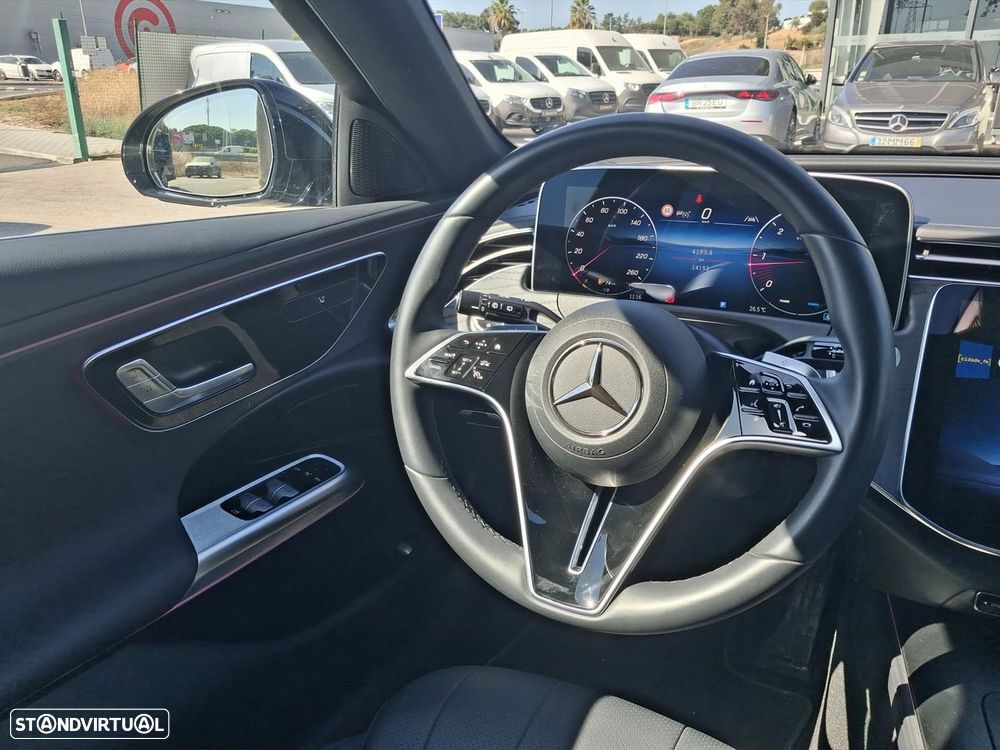 Mercedes-Benz E 220 d Avantgarde - 16