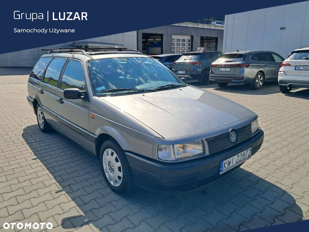 Volkswagen Passat 1.8 CL - 1