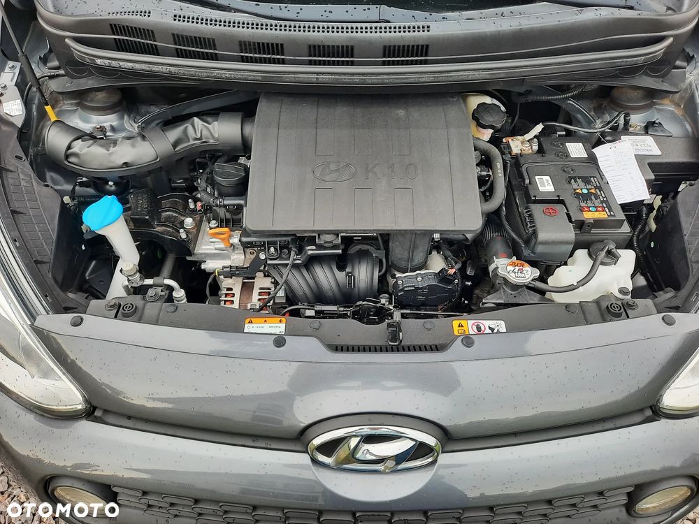 Hyundai i10 1.0 BlueDrive Comfort - 23