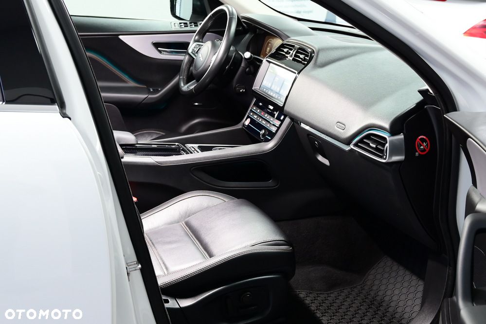 Jaguar F-Pace 2.0 i4D AWD Portfolio - 10