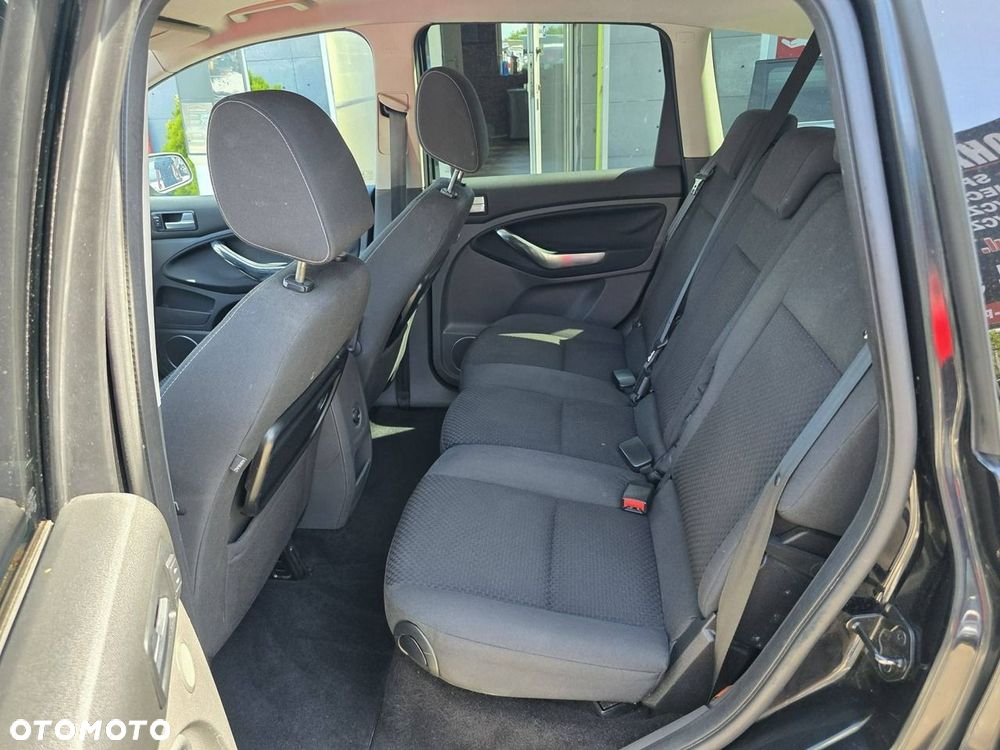 Ford C-MAX 1.8 Titanium - 24