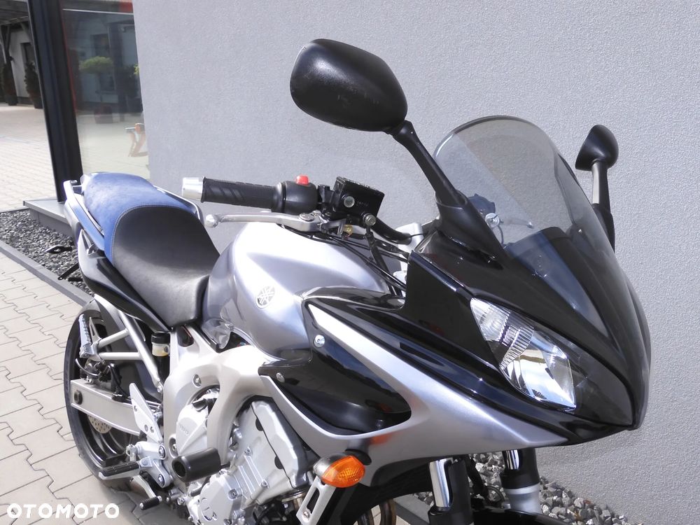 Yamaha FZ6 - 4