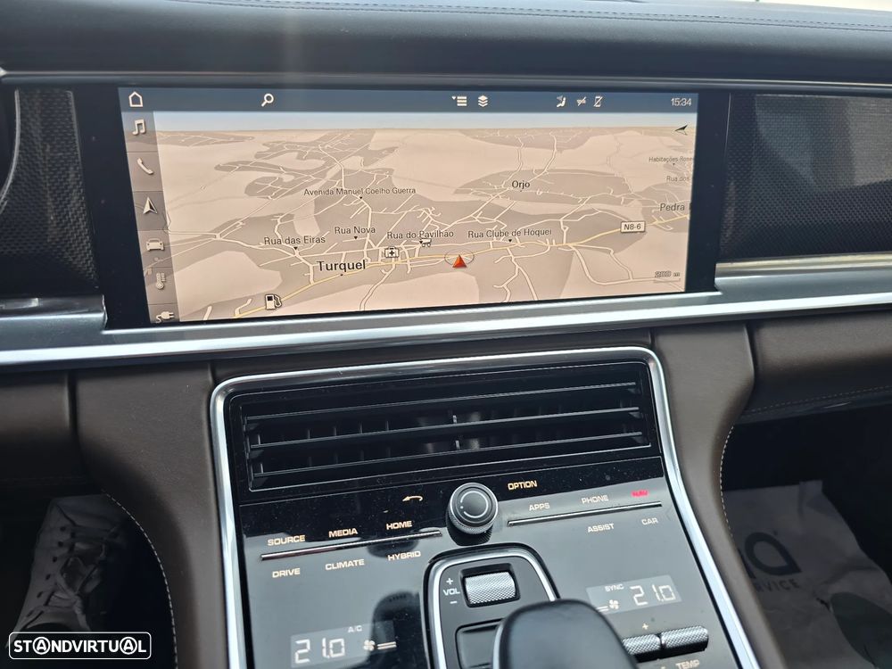 Porsche Panamera 4 E-Hybrid - 11