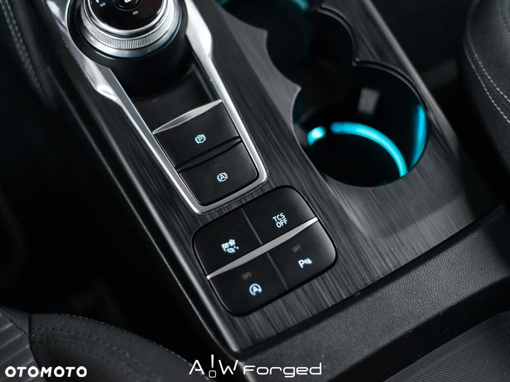 Ford Focus 2.0 EcoBlue Titanium - 27