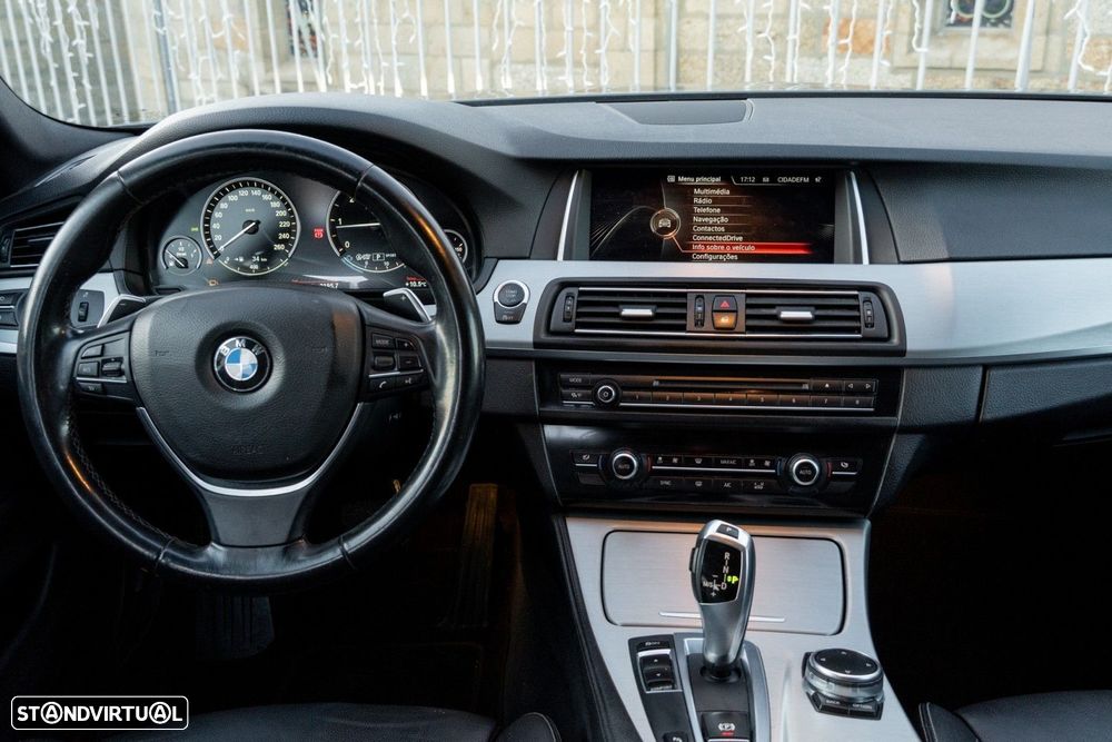 BMW 520 d Line Luxury Auto - 29