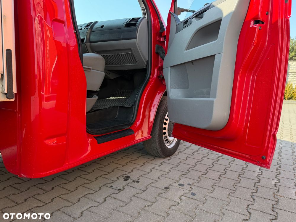 Volkswagen Transporter T5 - 19