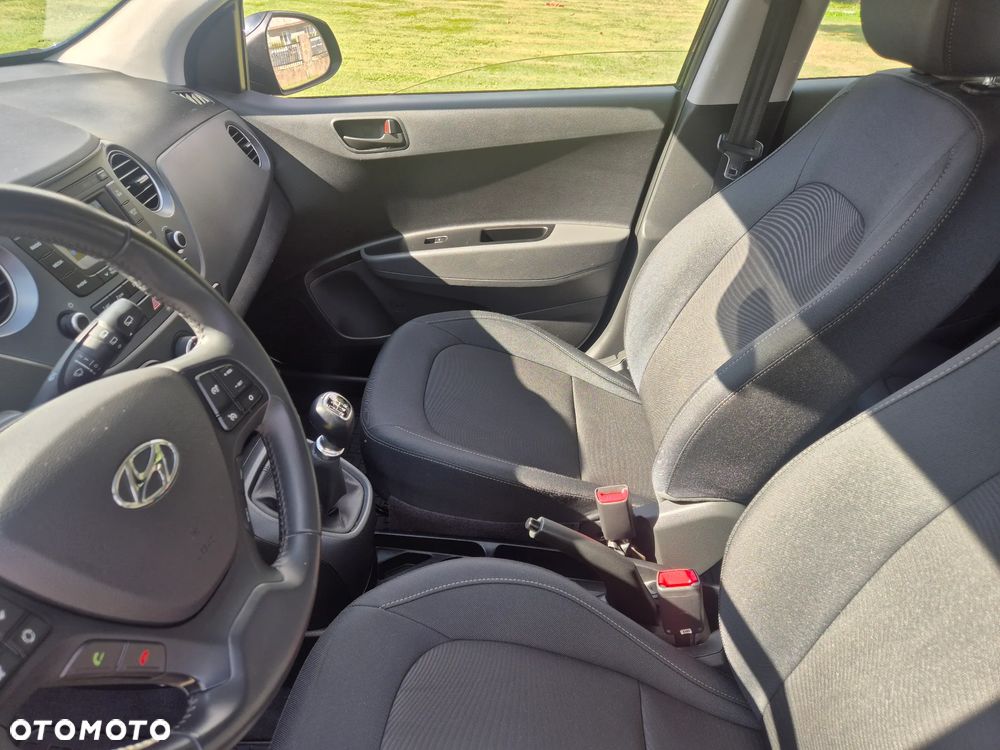 Hyundai i10 - 10
