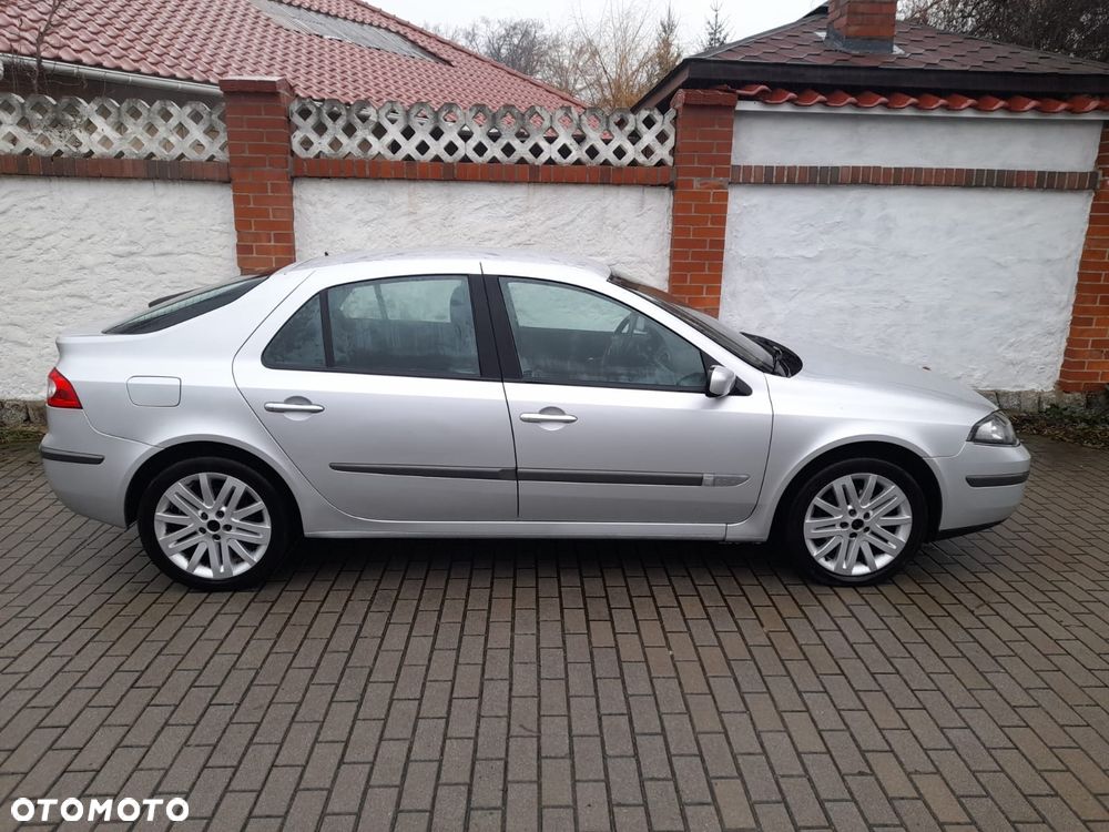 Renault Laguna 2.0 16V Privilege - 3