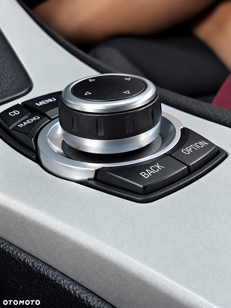 BMW Seria 3 330d - 16