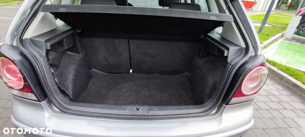 Volkswagen Polo 1.2 12V Trendline - 36