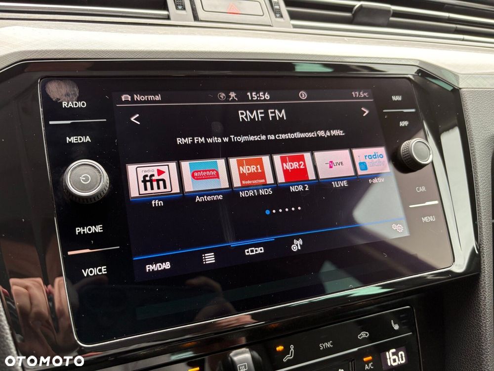 Volkswagen Passat 2.0 TDI EVO Business DSG - 30