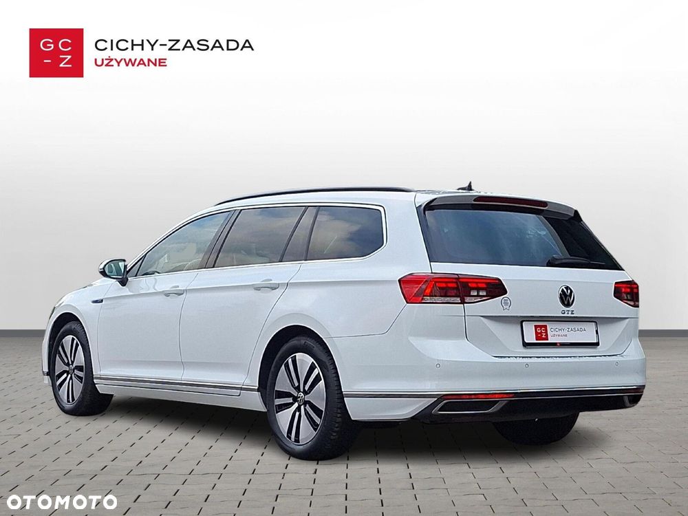 Volkswagen Passat - 3