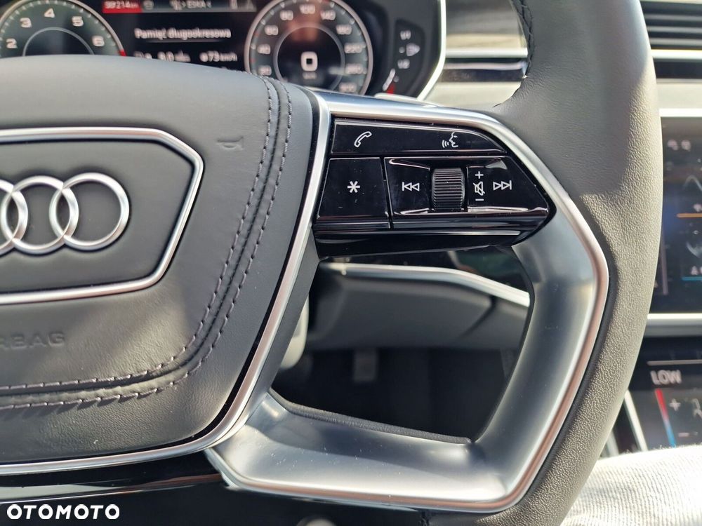 Audi A8 - 31