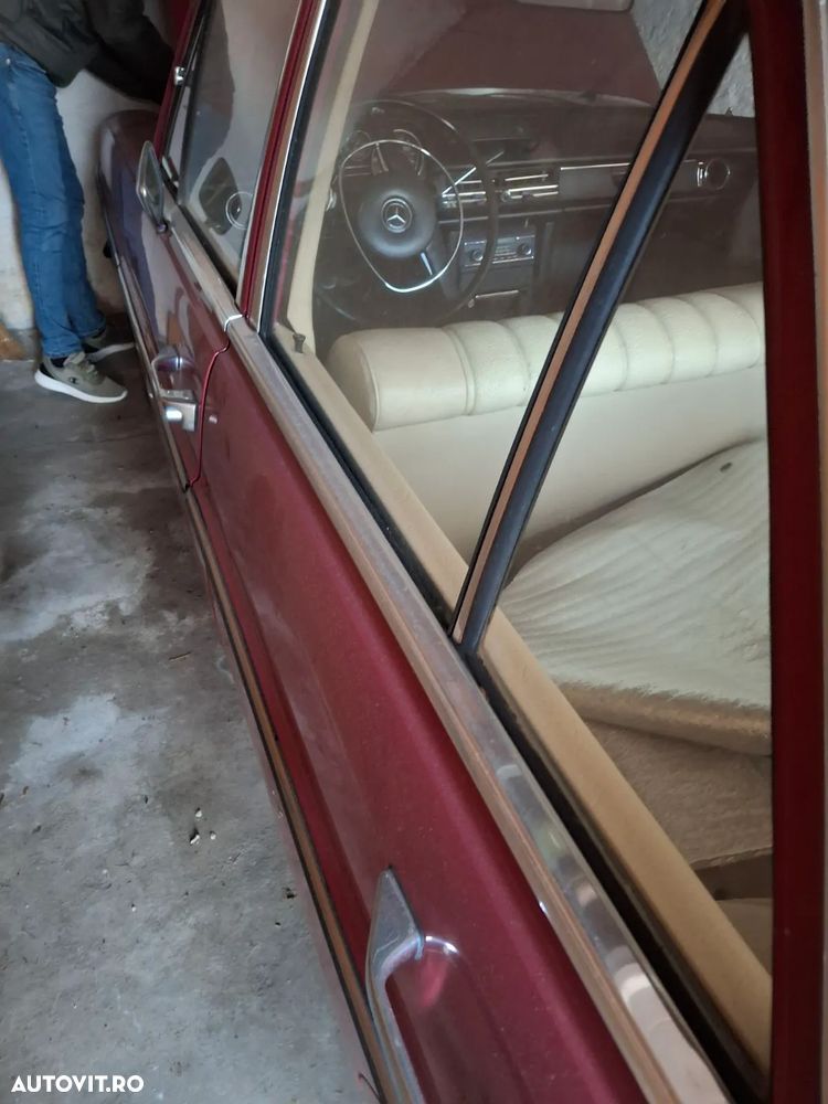 Mercedes-Benz W115 - 7