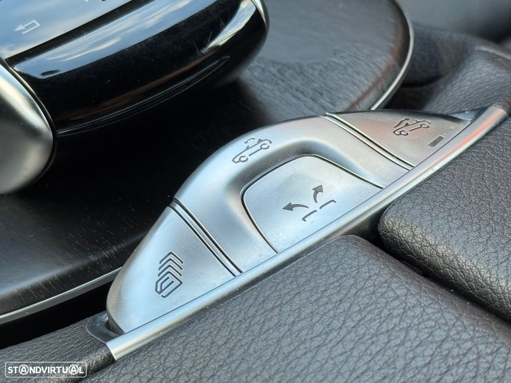 Mercedes-Benz E 220 d AMG Line - 38