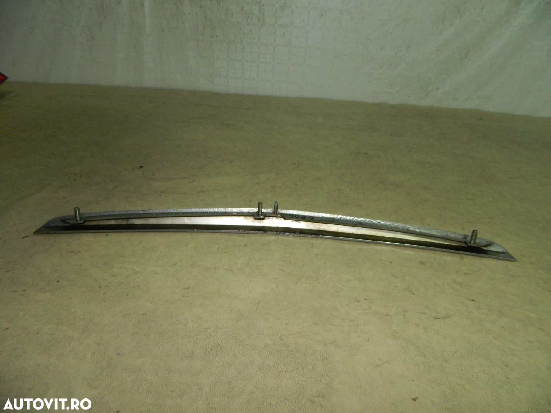 Ornament cromat bara fata - de sub grila radiator, Mercedes A-Class W168, 97-04, A1688850174 - 4