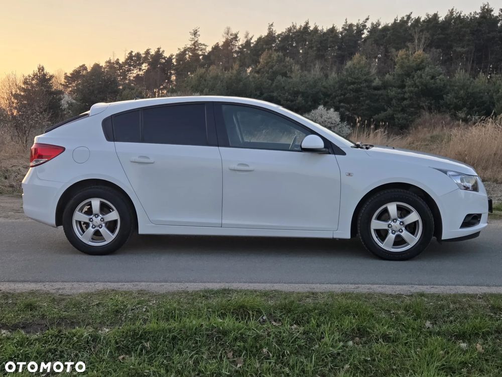 Chevrolet Cruze 1.6 LT - 5