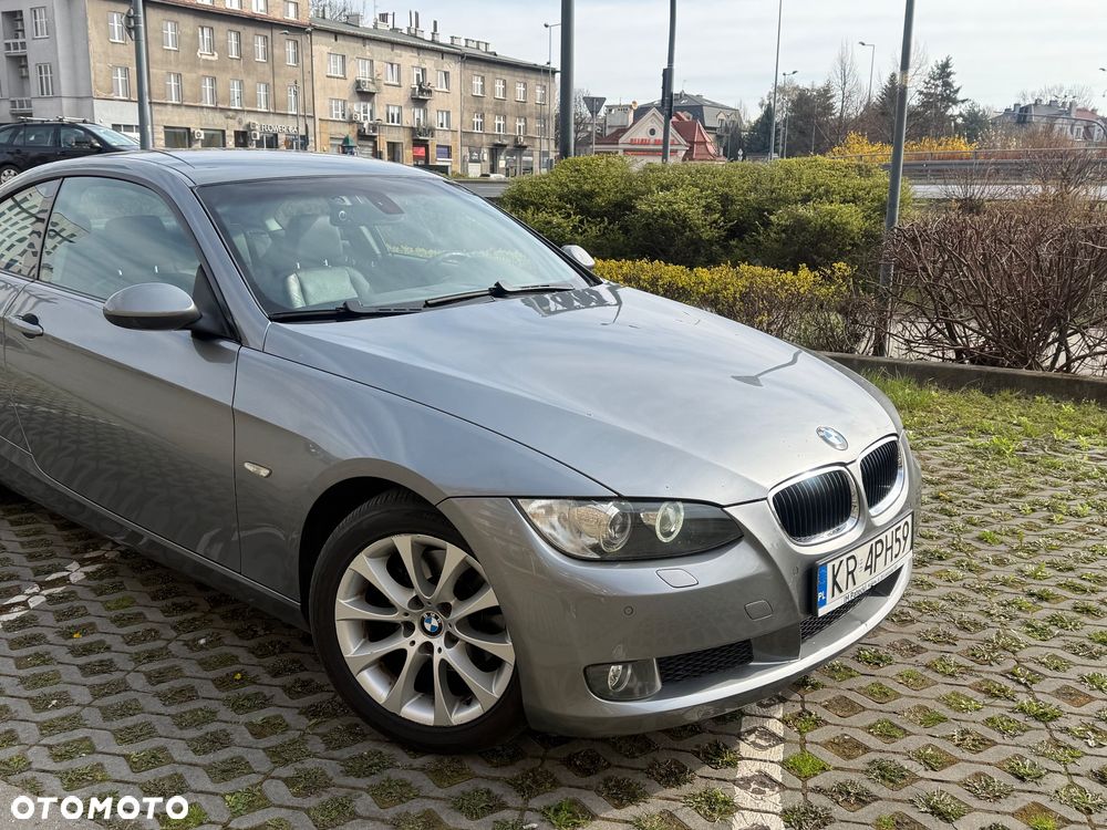 BMW Seria 3 320d DPF - 40