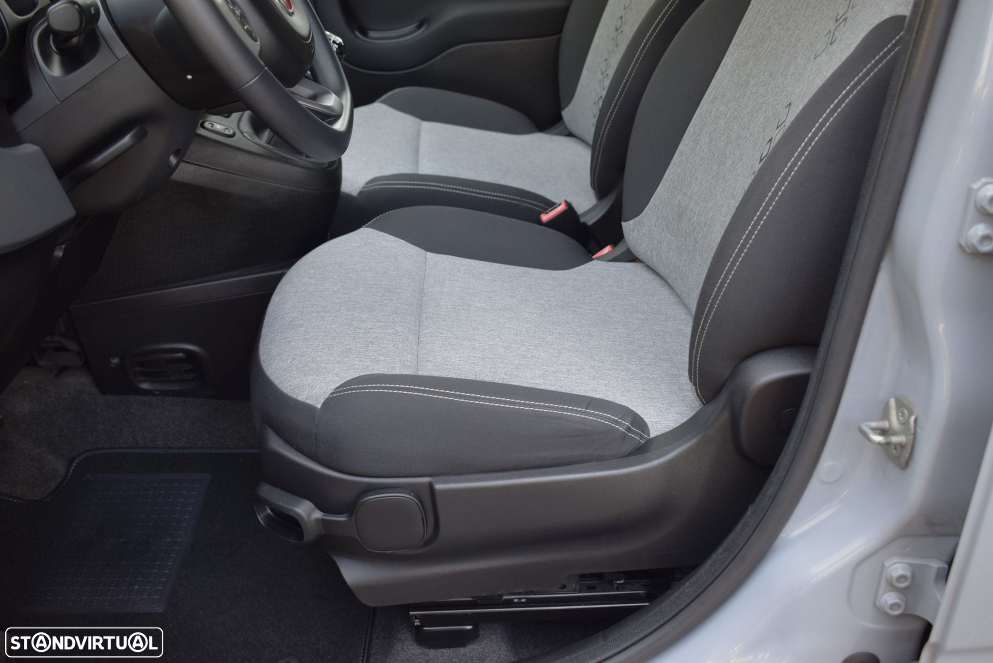 Fiat Panda 1.2 Lounge S&S - 27