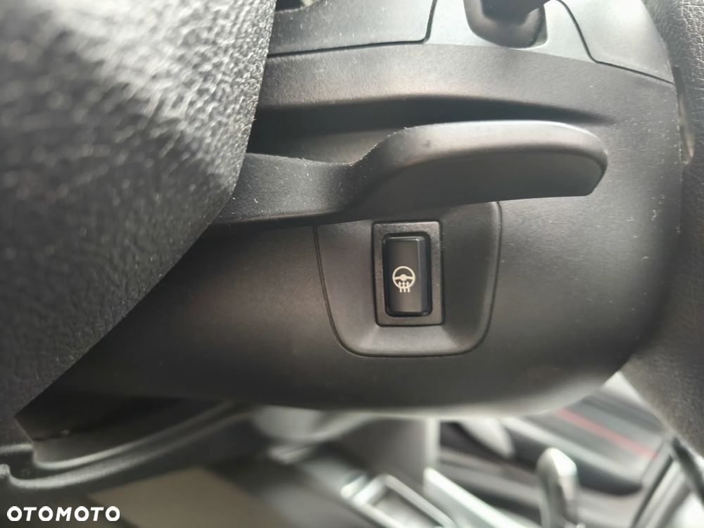 BMW Seria 3 - 16