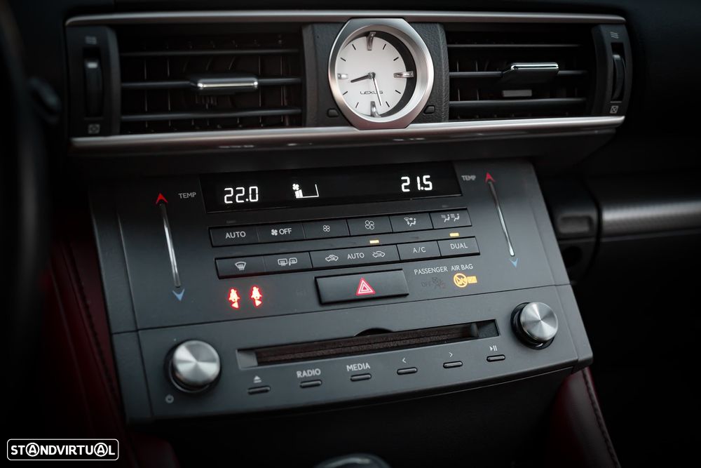 Lexus RC 300h F Sport+ - 25