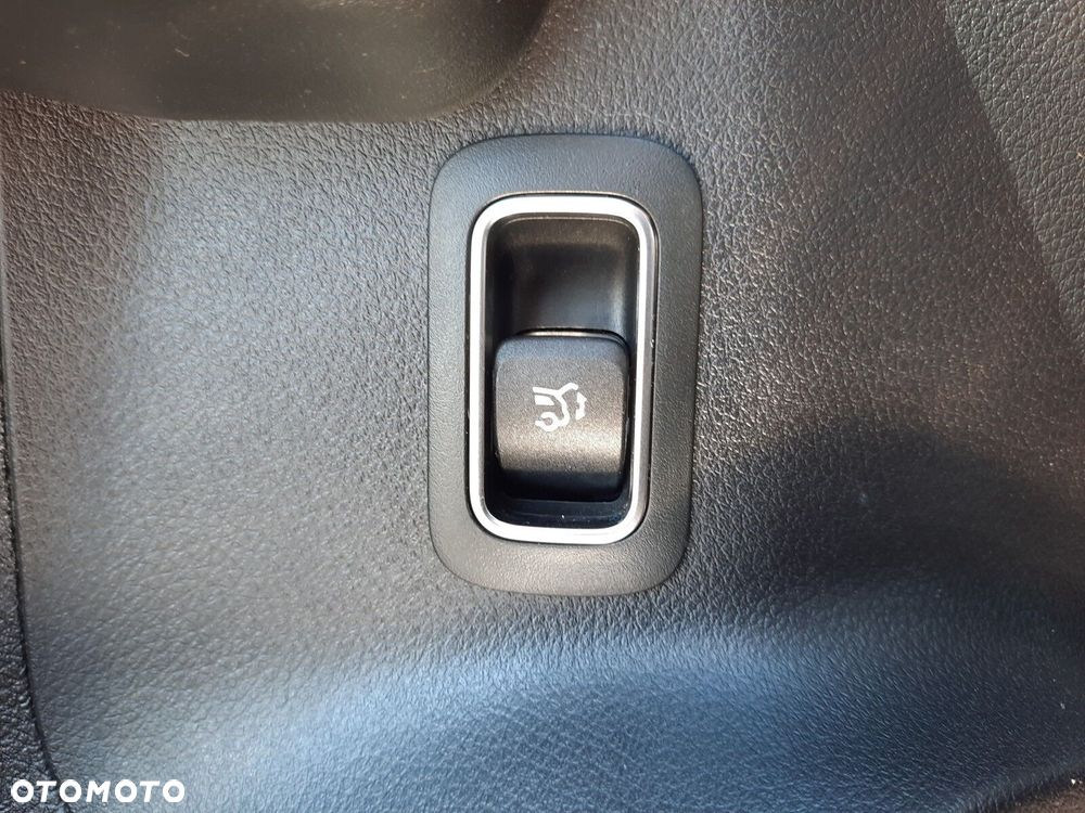 Mercedes-Benz GLB 200 d 4-Matic AMG Line 8G-DCT - 36