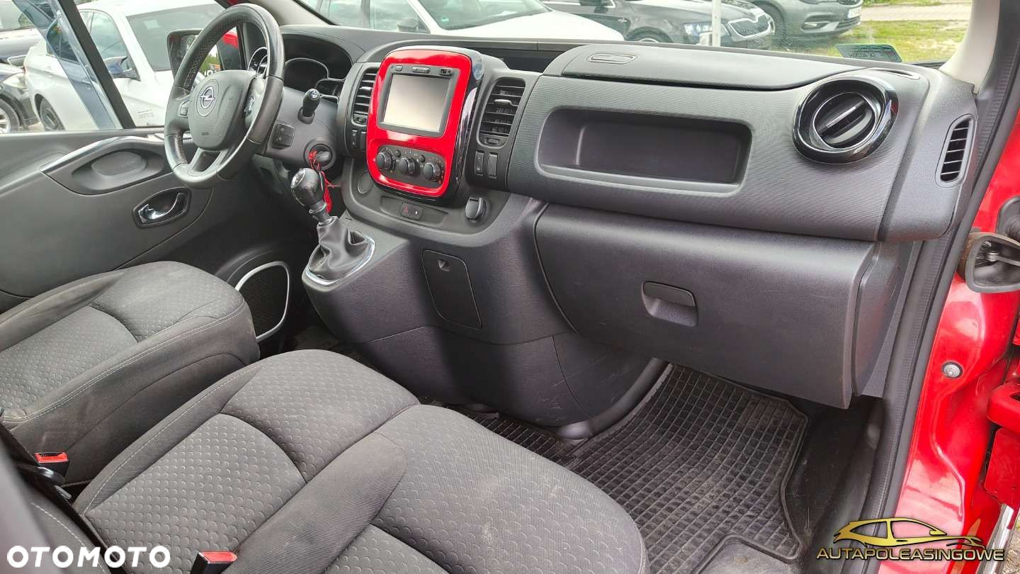 Opel Vivaro  1.6D 140KM 6 osobowy F.Vat 23% - 12