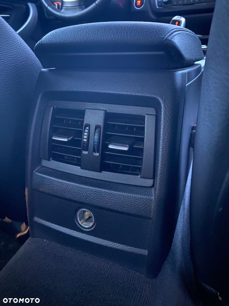 BMW 3GT 320d Sport Line - 19