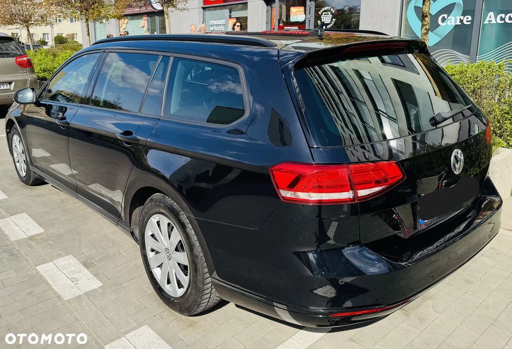Volkswagen Passat 2.0 TDI SCR Trendline DSG - 2