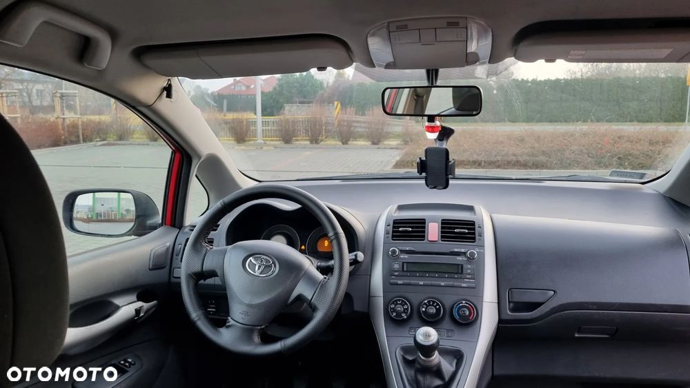 Toyota Auris 1.4 VVT-i Luna - 3