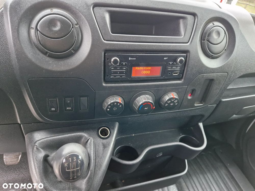 Renault Master - 15