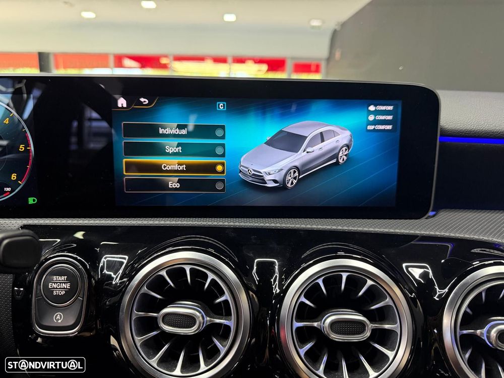 Mercedes-Benz A 180 d AMG Line Aut. - 31