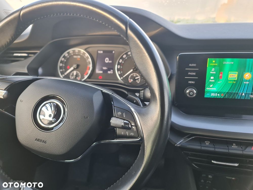 Skoda Octavia 2.0 TDI Ambition DSG - 4