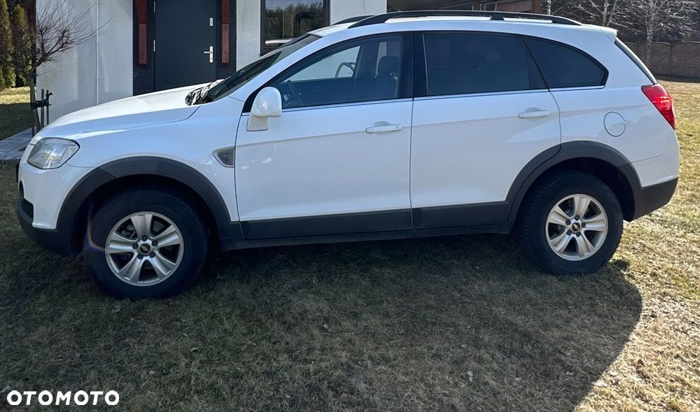 Chevrolet Captiva 2.4 LS 5os - 1