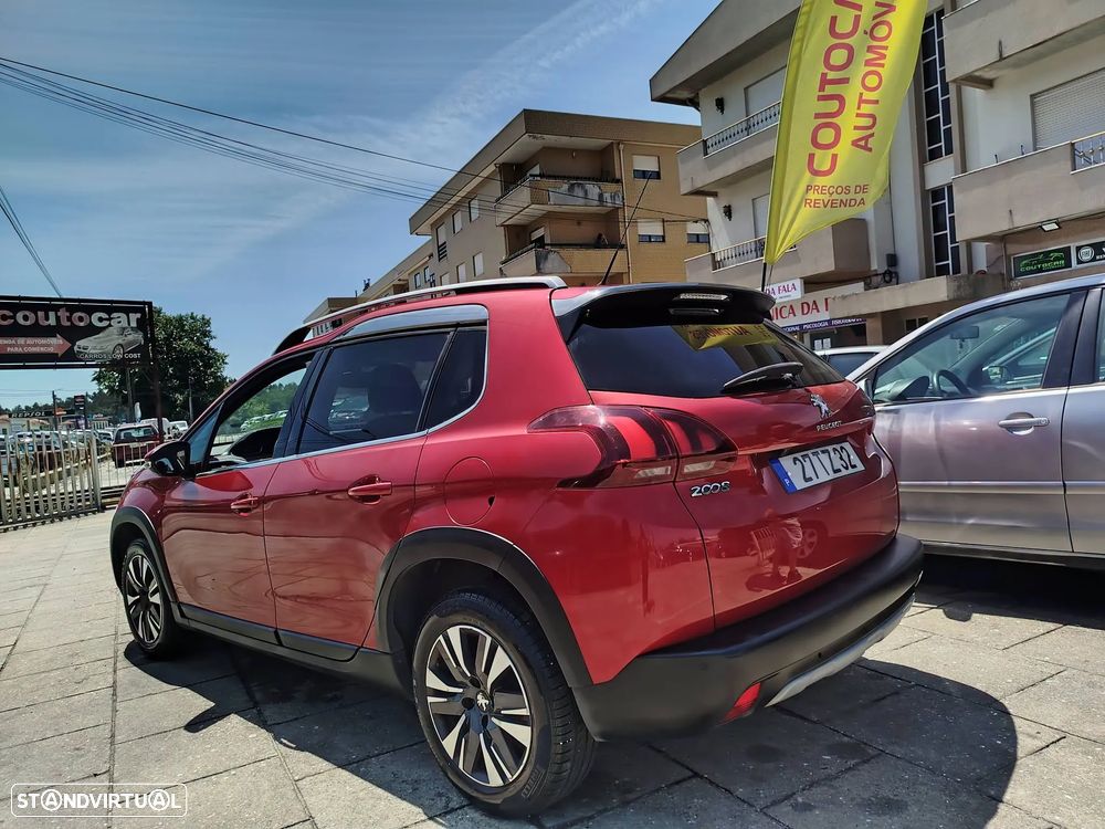 Peugeot 2008 1.2 PureTech Style - 4