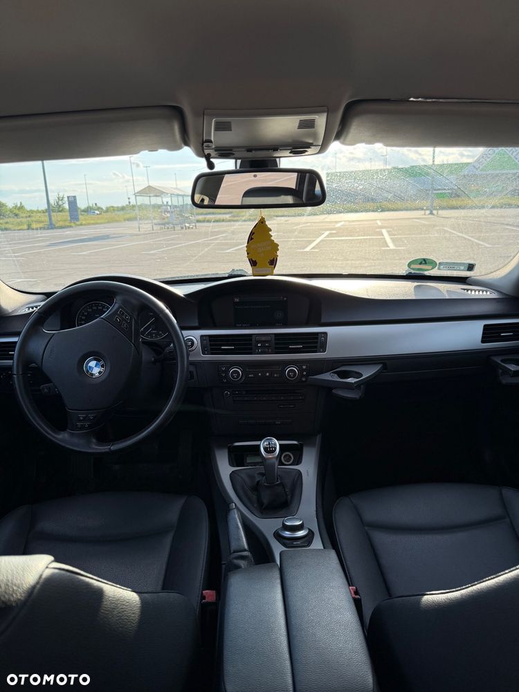 BMW Seria 3 318d - 7
