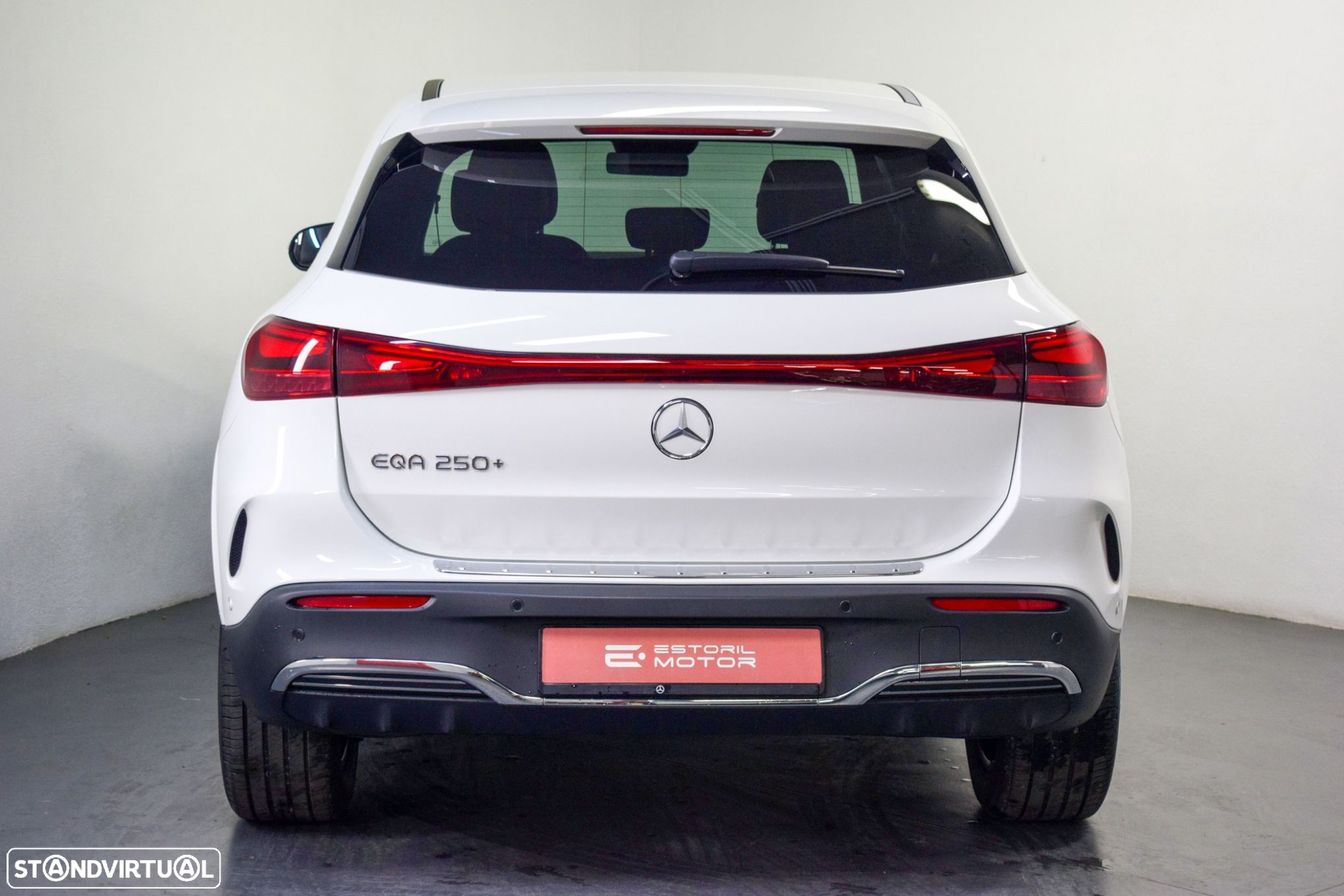 Mercedes-Benz EQA 250+ AMG Line - 4