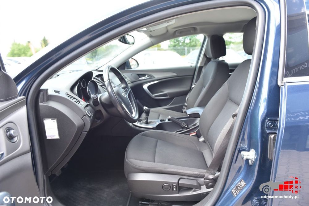 Opel Insignia - 15