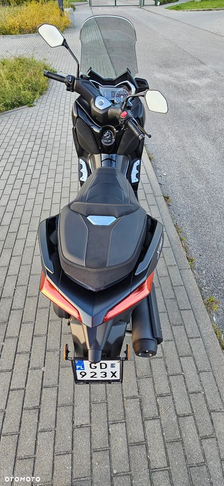 Yamaha X-max - 4