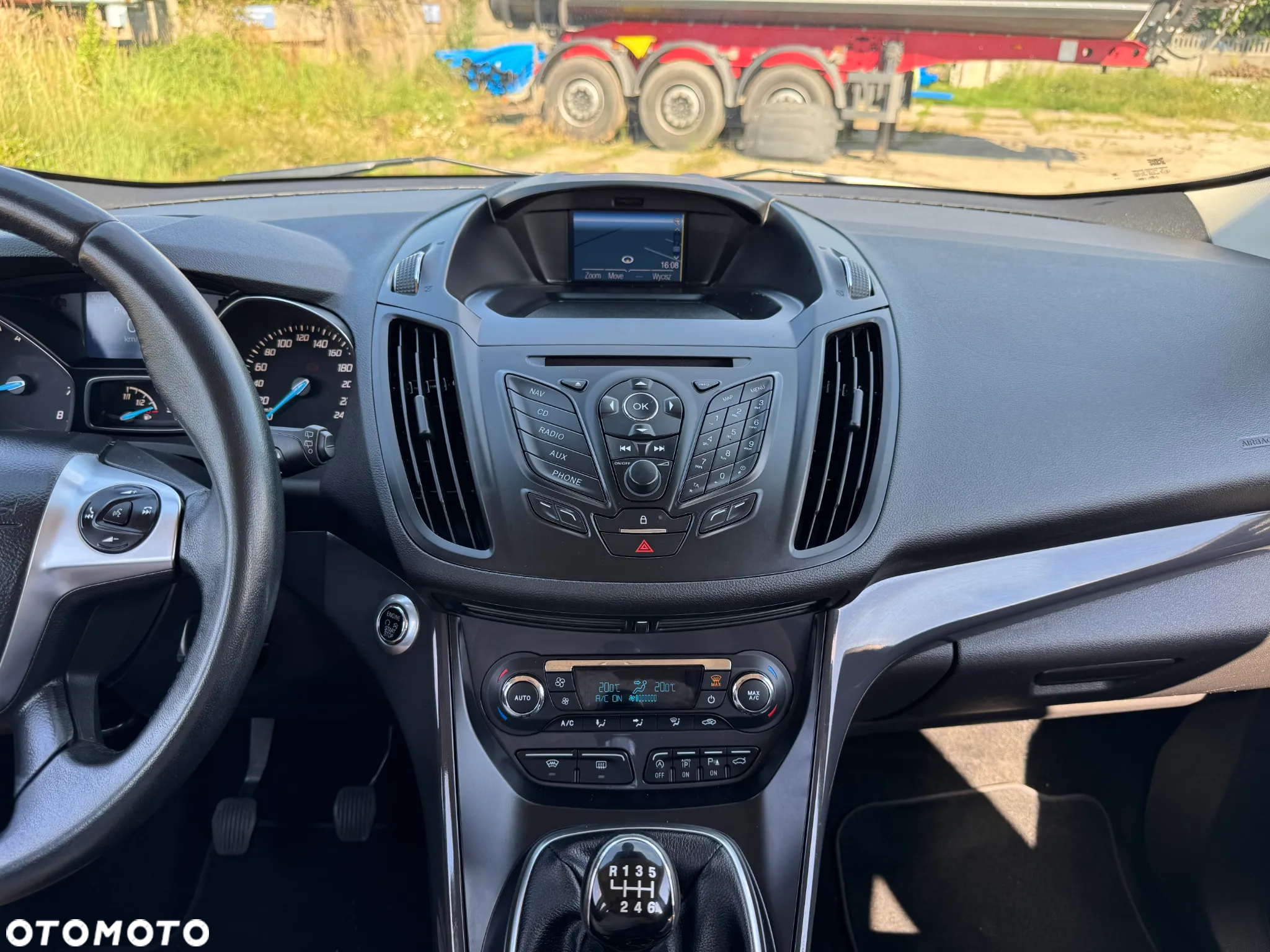 Ford Kuga 1.5 EcoBoost FWD Titanium - 3