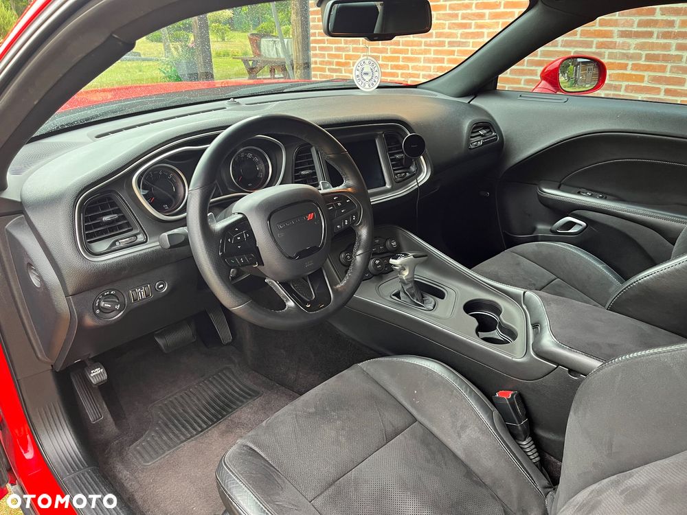 Dodge Challenger 5.7 R/T - 9