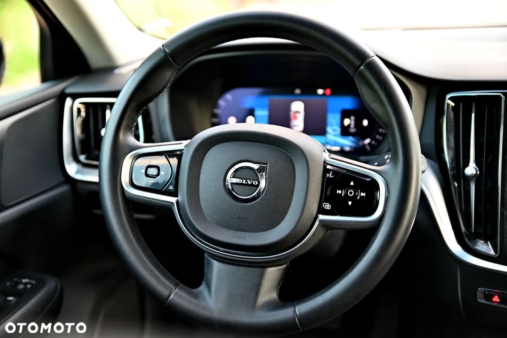 Volvo V60 B3 B Geartronic RDesign - 28