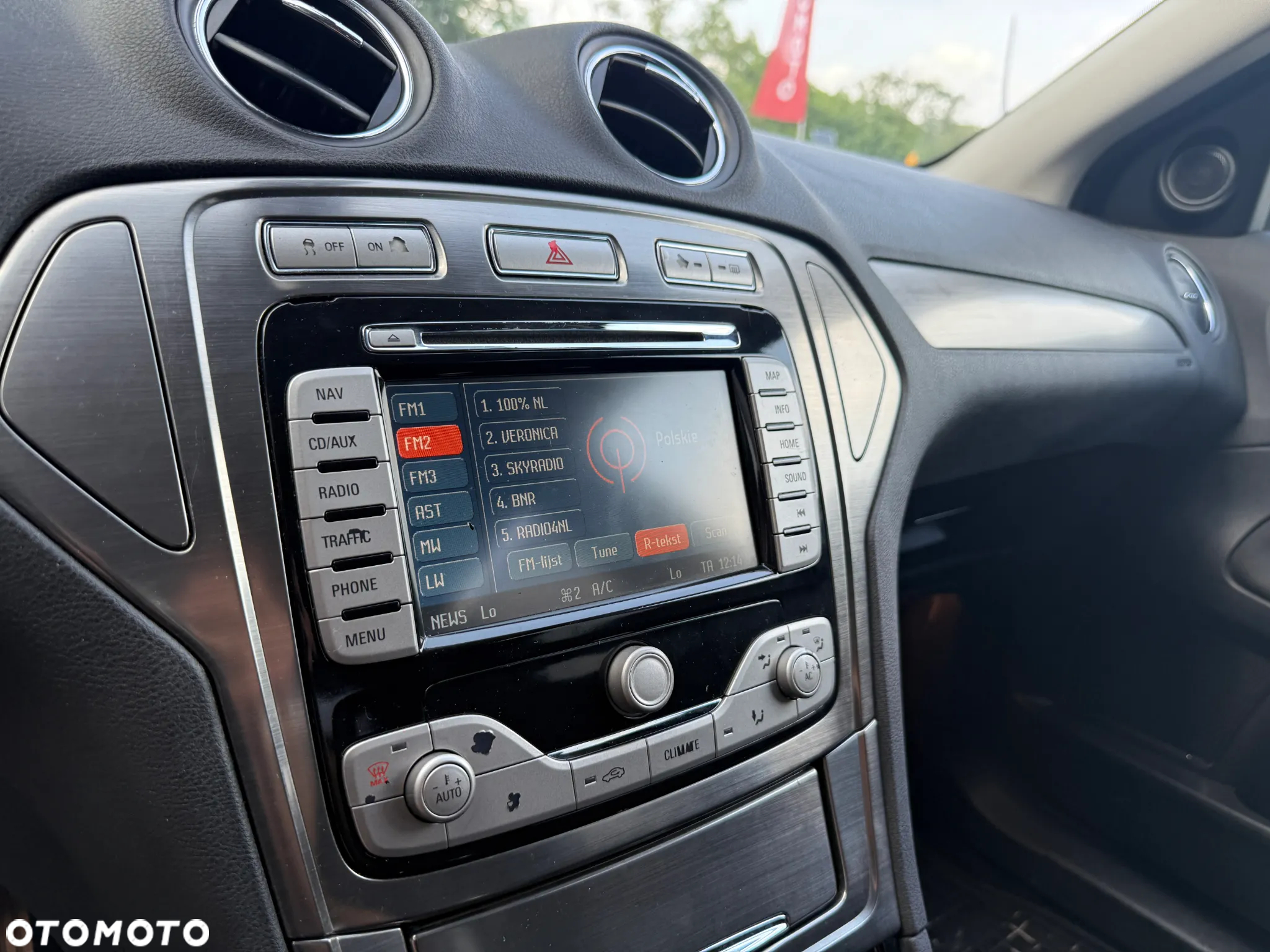 Ford Mondeo 2.0 FF Titanium - 27