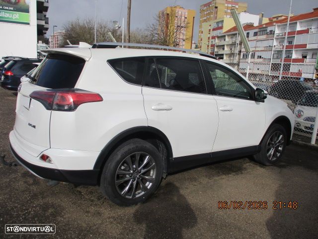 Toyota RAV4 2.0 D-4D 4x2 S&S Edition - 4