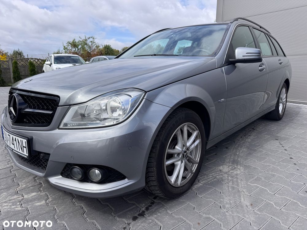 Mercedes-Benz Klasa C 220 CDI DPF Elegance - 2