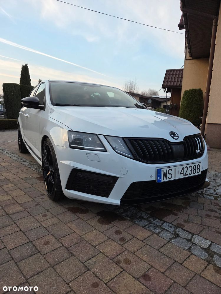 Skoda Octavia 2.0 TDI RS Challenge DSG - 5