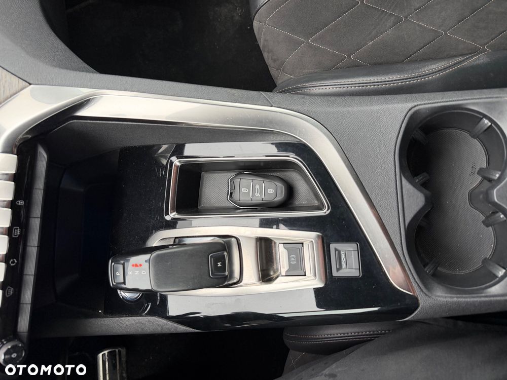 Peugeot 3008 BlueHDi 180 Stop & Start EAT8 GT - 18