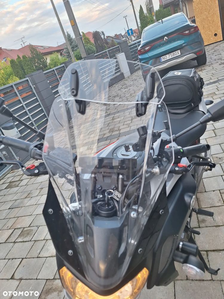 Yamaha MT - 7