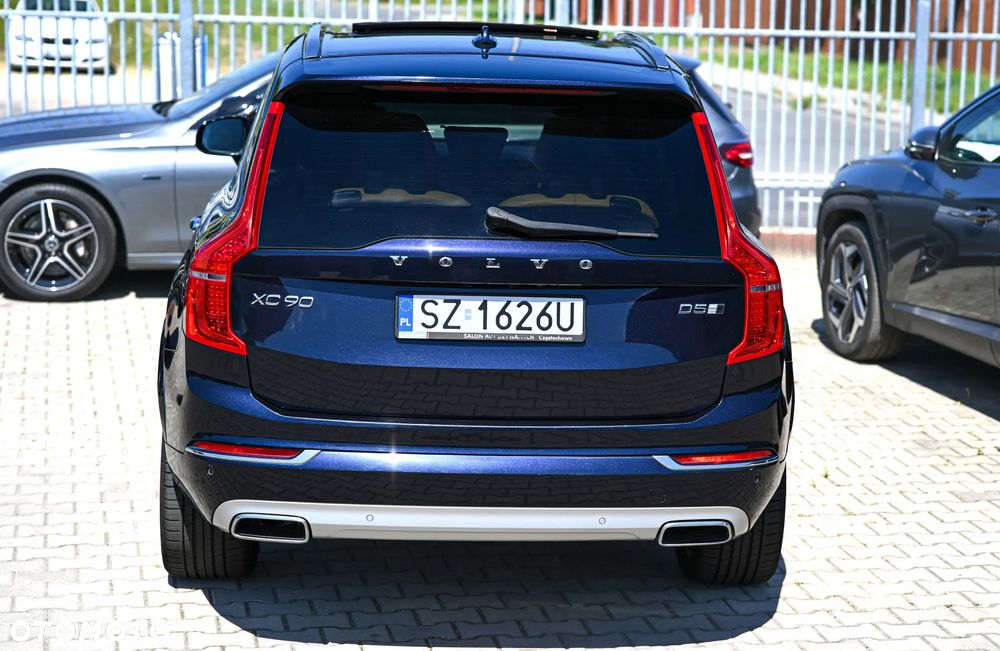Volvo XC 90 D5 SCR AWD Inscription 7os - 35